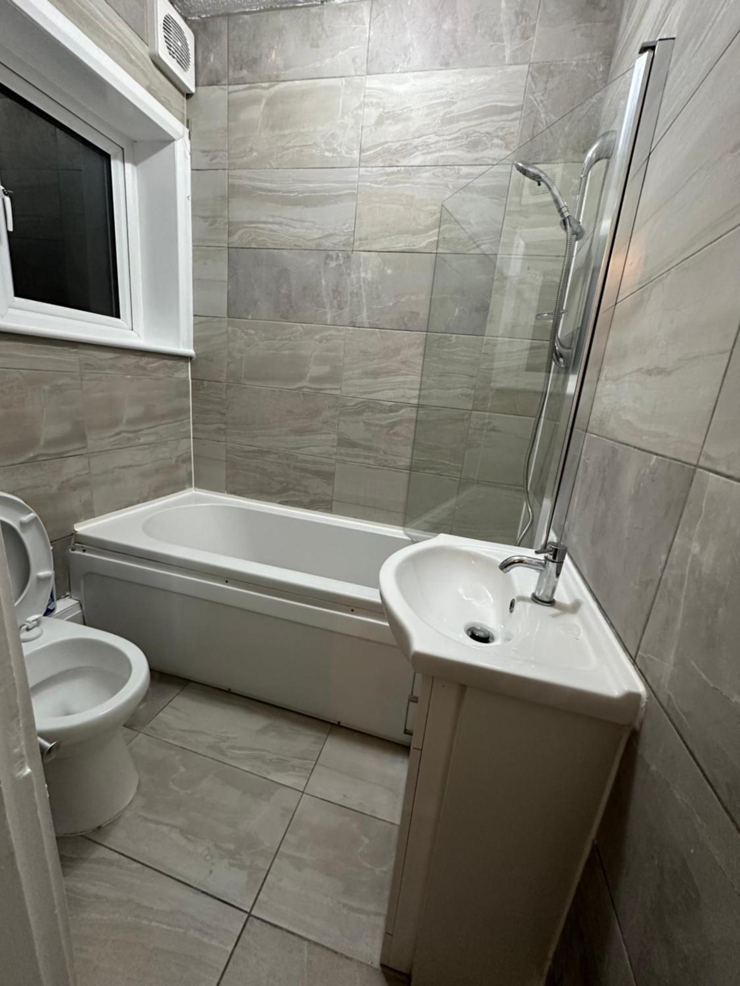 Keedonwood Road Bromley, Rooms With Free Wifi 外观 照片