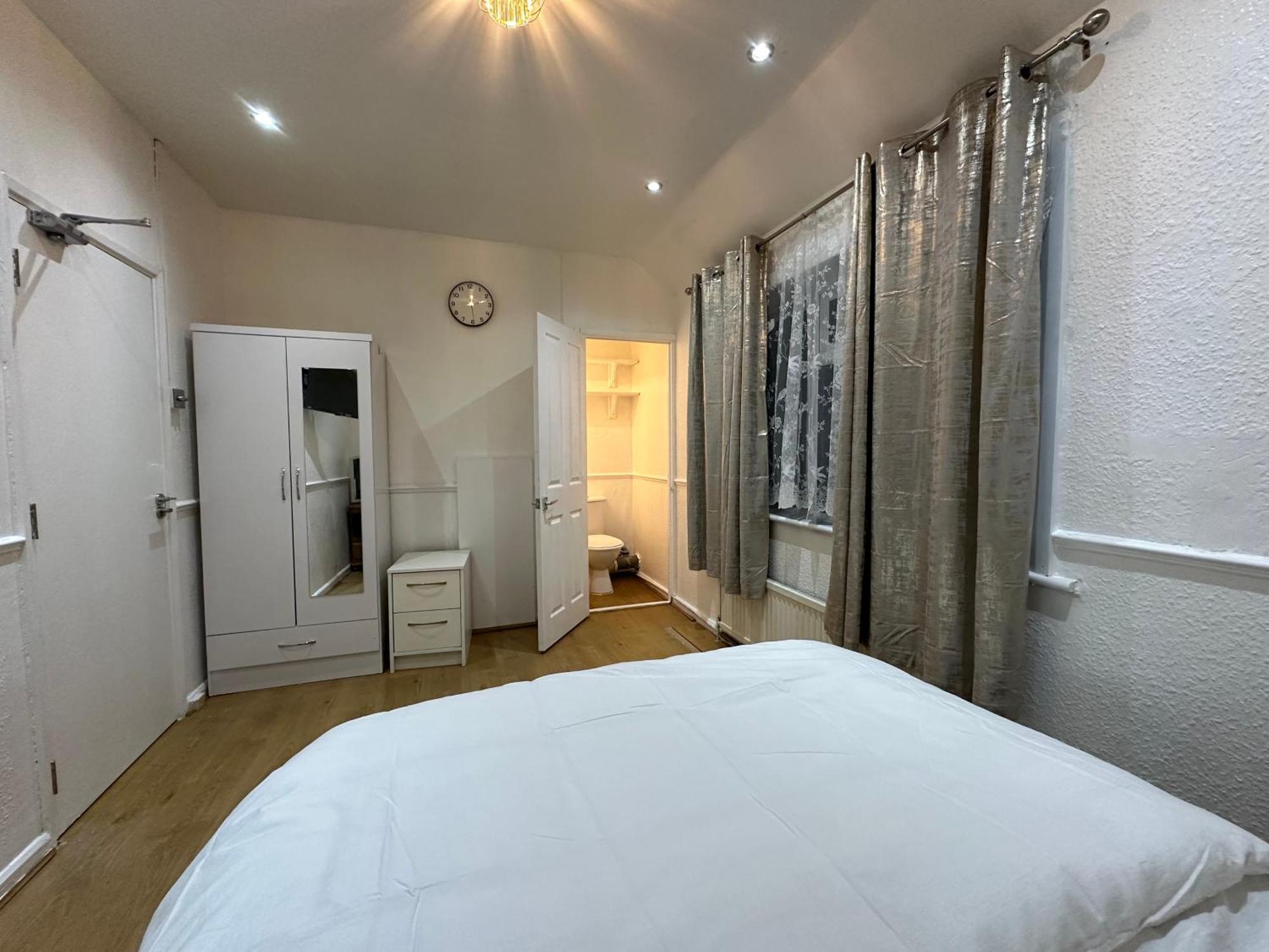 Keedonwood Road Bromley, Rooms With Free Wifi 外观 照片